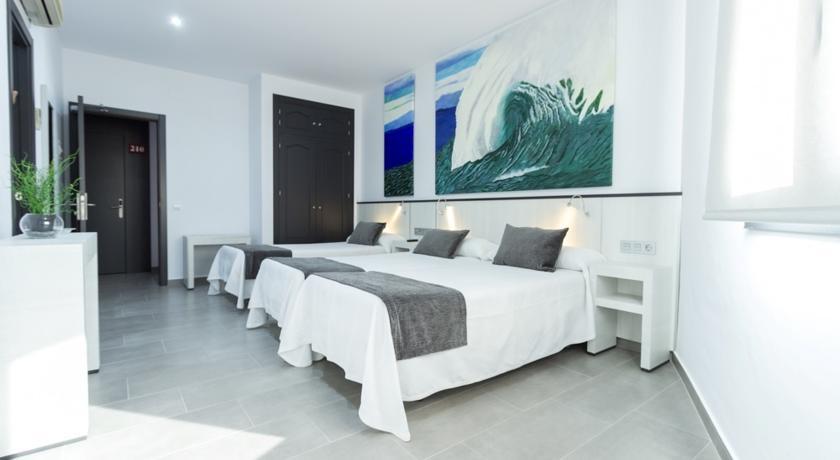 Hostal El Yunque Кониль-де-ла-Фронтера Номер фото